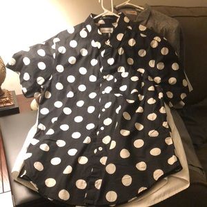 Men’s button down, brand mirrors